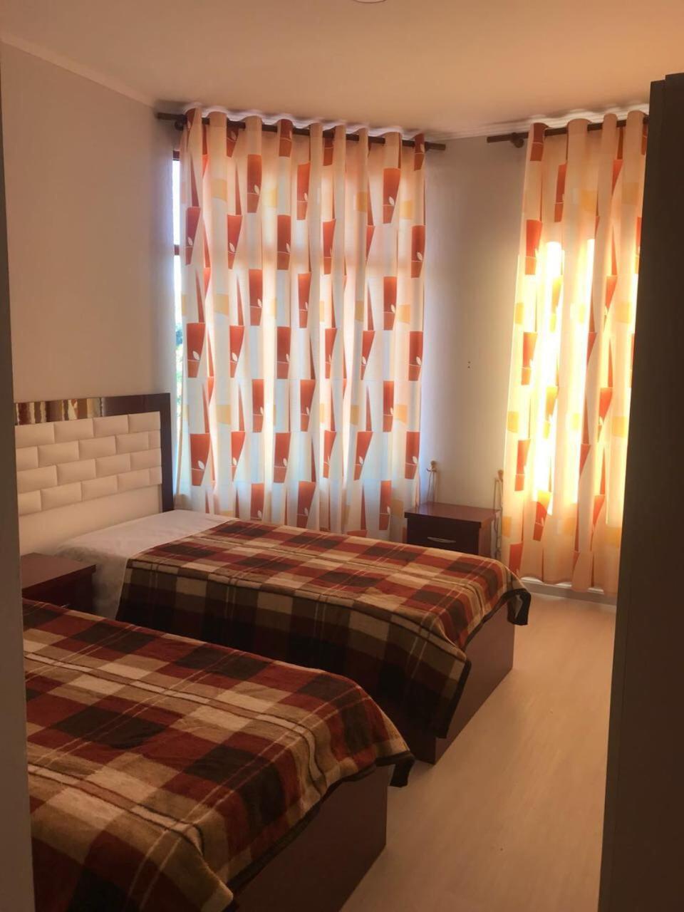 Kompleksi Kenaqesia Rubjeke Exterior foto