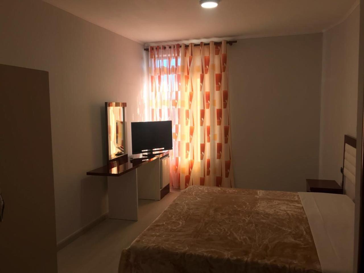 Kompleksi Kenaqesia Rubjeke Exterior foto