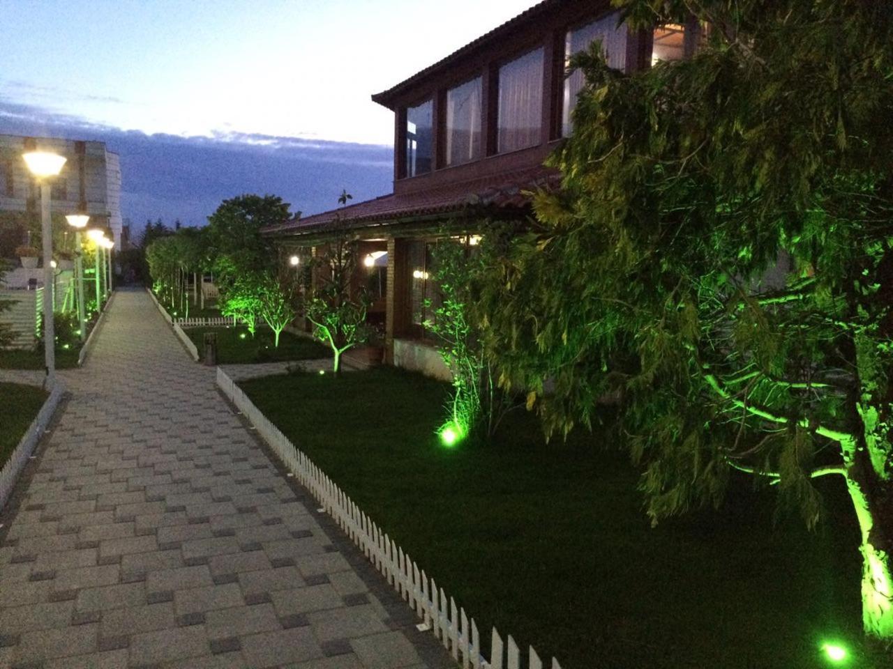 Kompleksi Kenaqesia Rubjeke Exterior foto